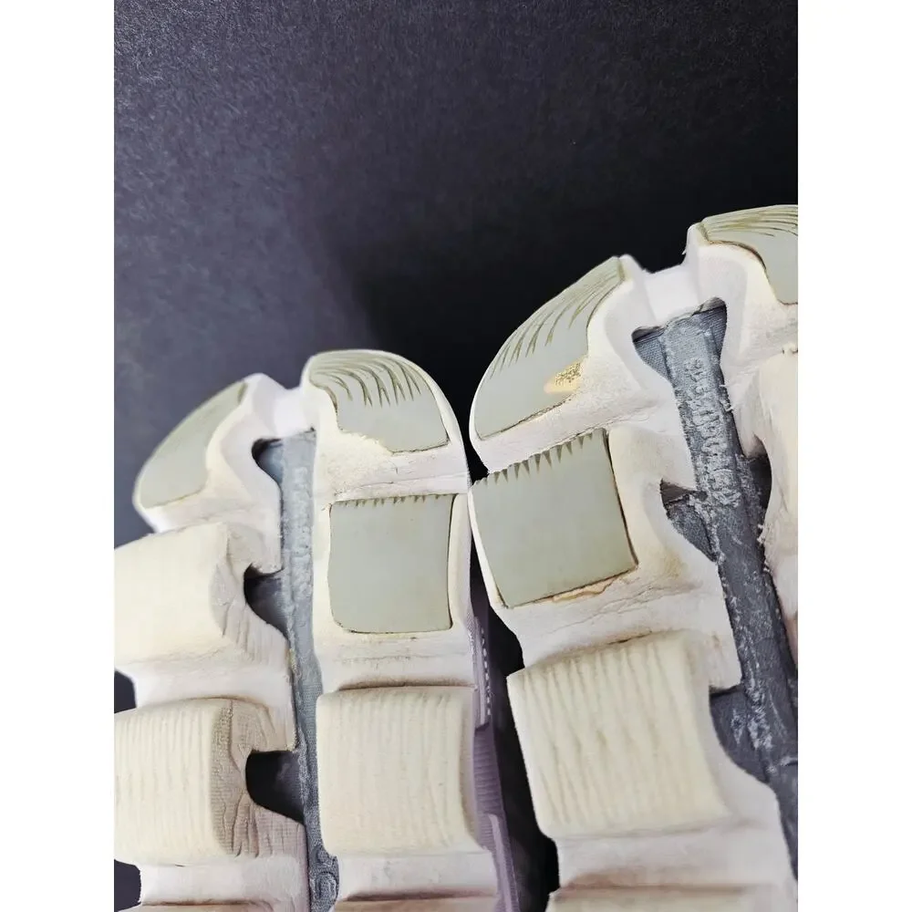 Oncloud Women 8.5 Comfy footwear